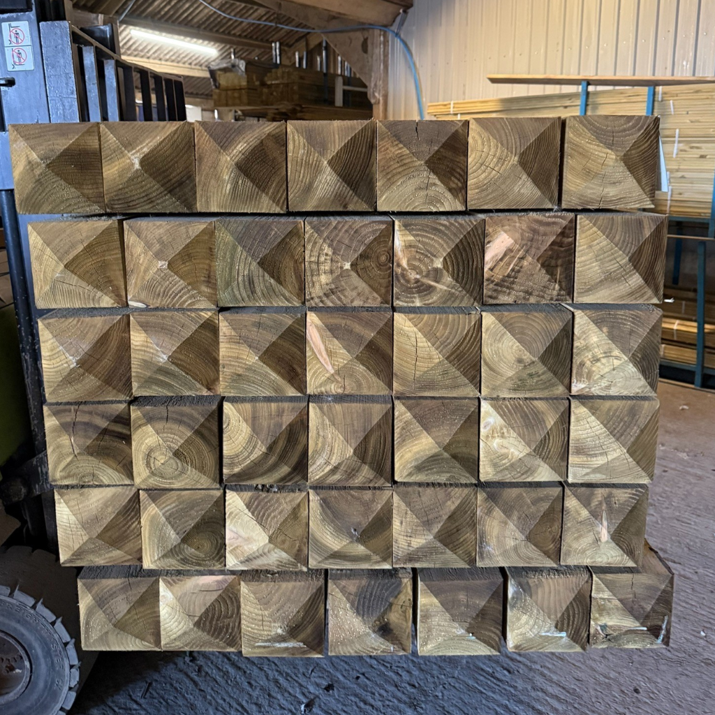 150 x 150 x 2.4m Pressure Treated Green 4 Way Weathered Gate Post