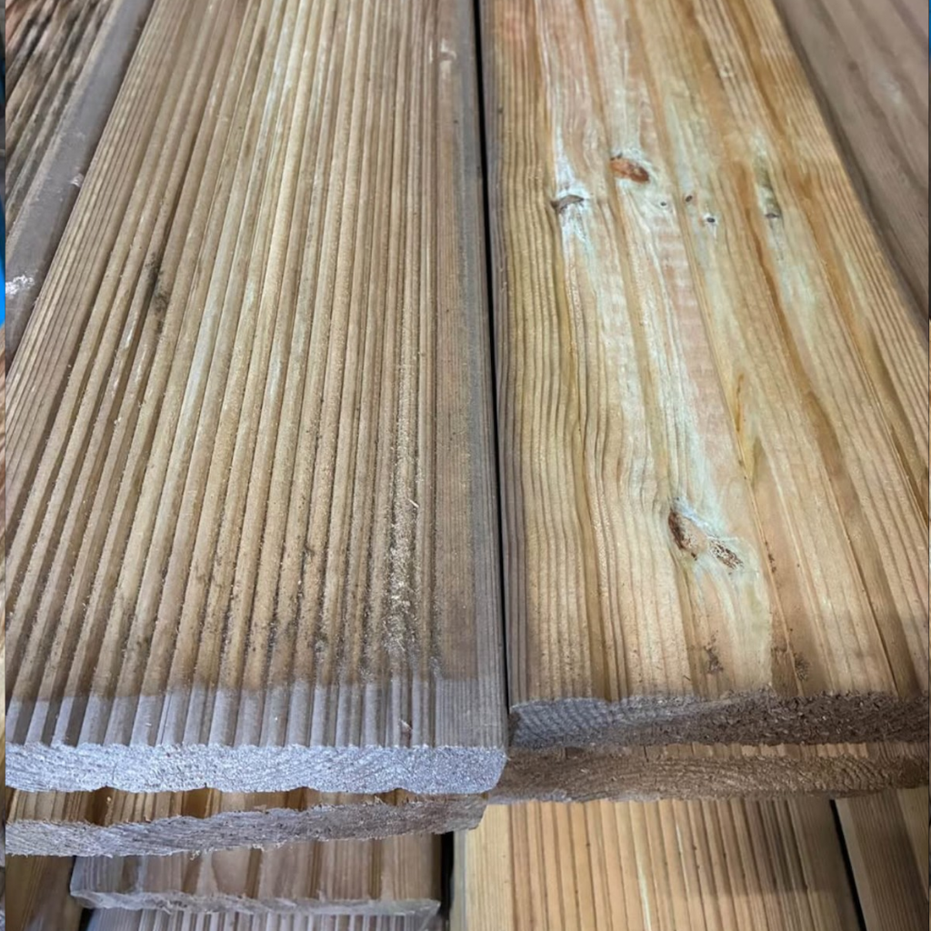 32 x 144 x 3m Kiln Dried Pressure Treated Redwood Decking Board