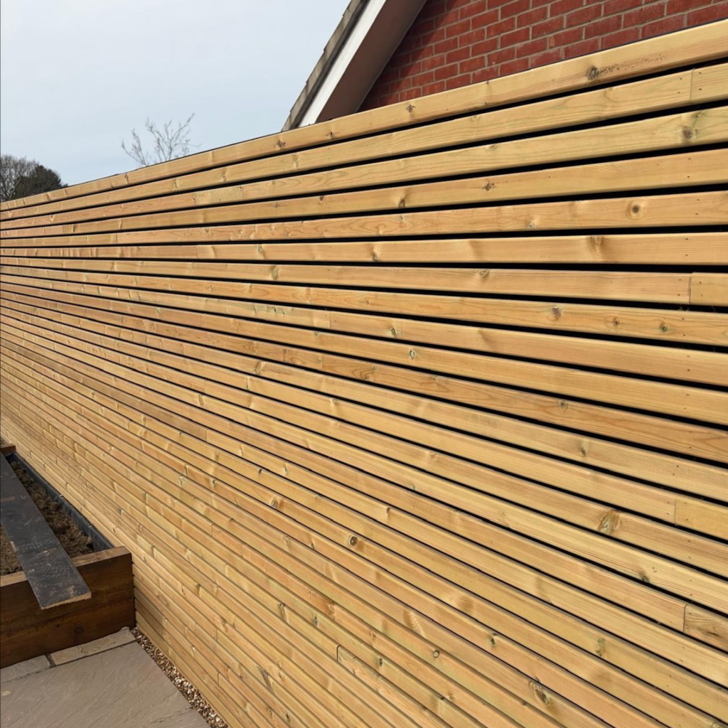 Contemporary Trellis Batten Profiled Batten - KD Redwood 19x44mm 3.6m