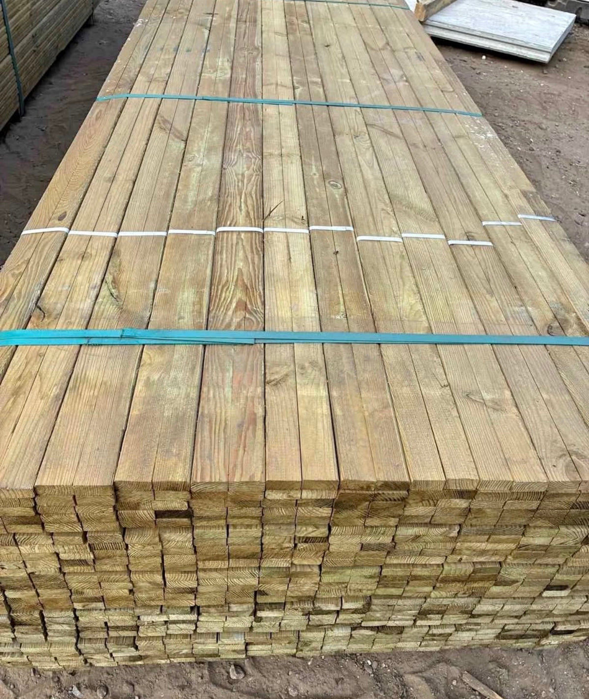 Pack of 3.9 m trellis and landscape battens